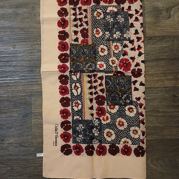 Vintage Odile St Germain Paris Made in France Scarf. - Picture 6 of 15